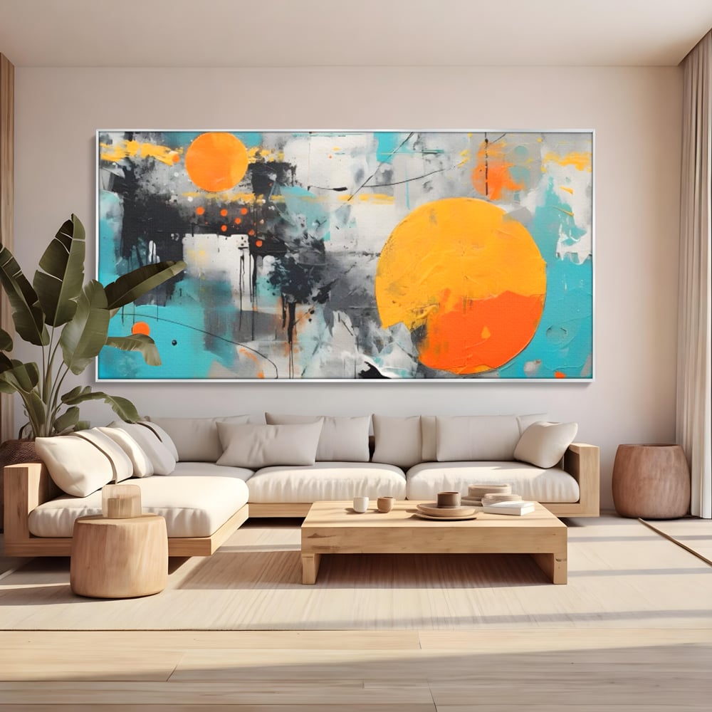 Tablou canvas cu tablou abstract cu discuri solare portocalii, in rama de aluminiu argintiu, pe perete intr-un living